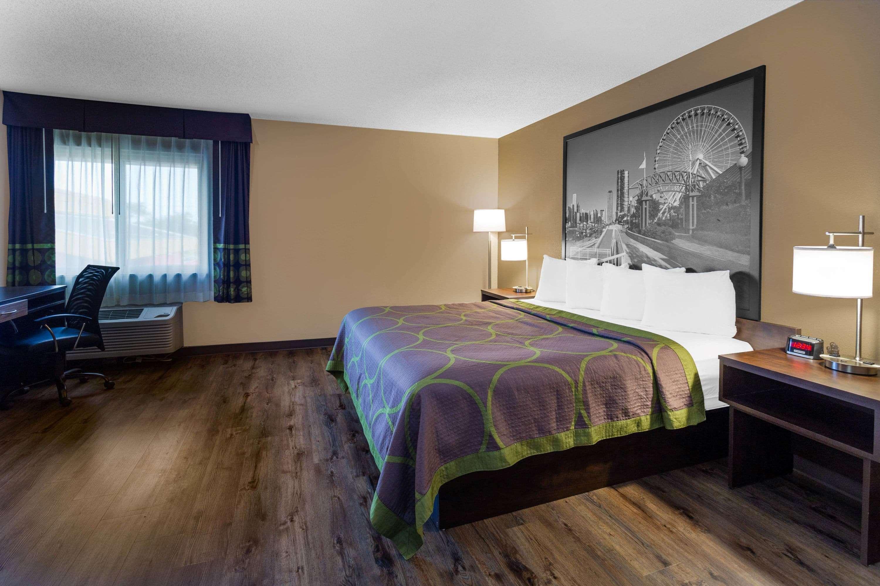 Super 8 By Wyndham South Holland Hotel Bagian luar foto