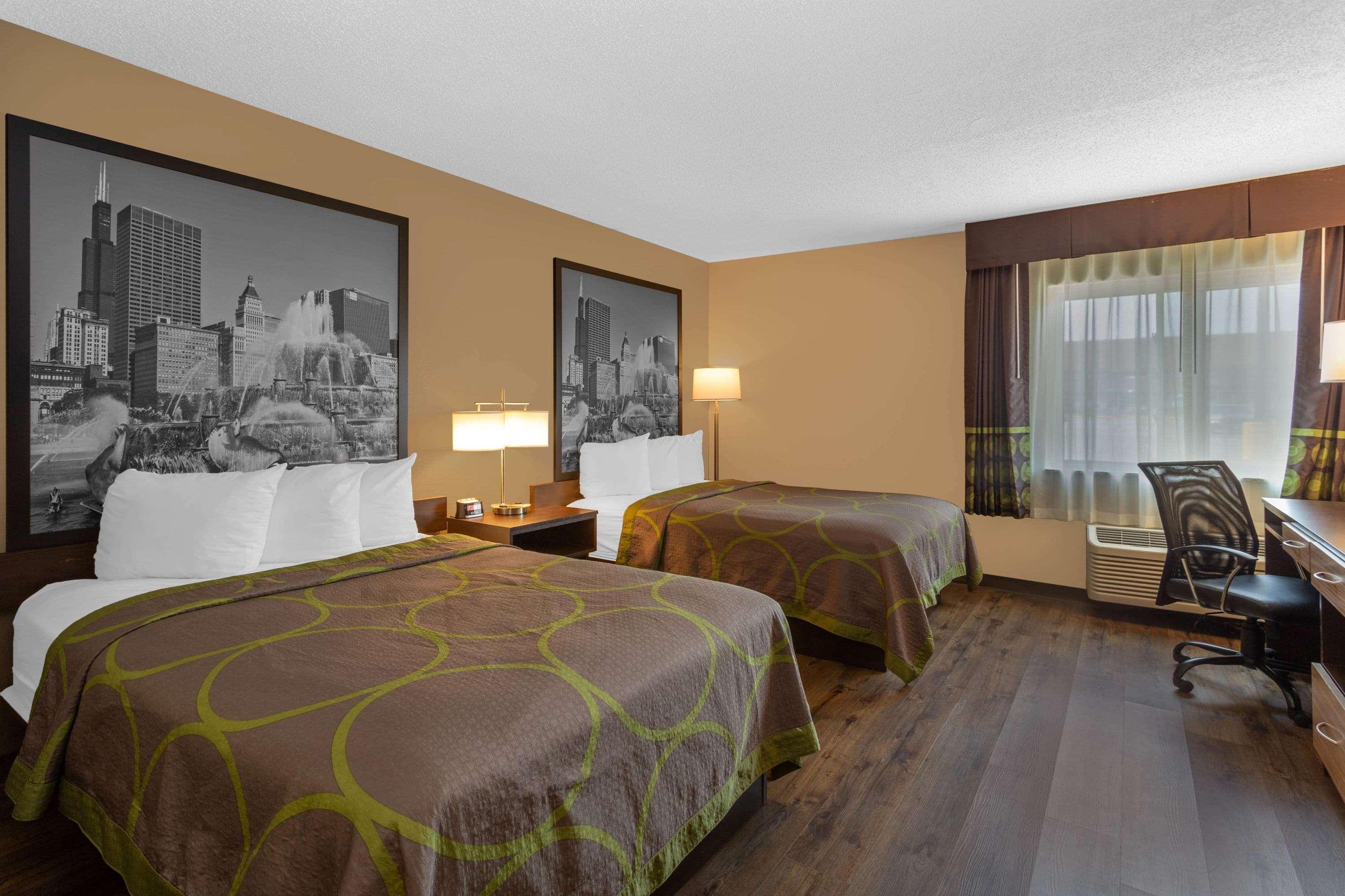 Super 8 By Wyndham South Holland Hotel Bagian luar foto