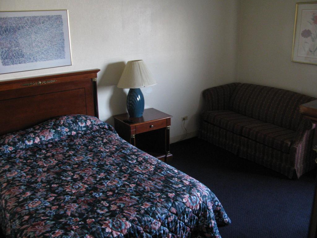 Super 8 By Wyndham South Holland Hotel Ruang foto